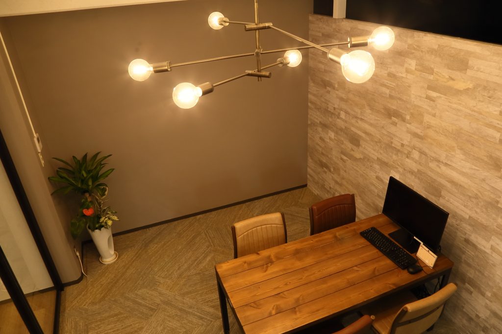 最新オフィスには欠かせない！カフェスペースの効果とおすすめ家具のご紹介♪の画像